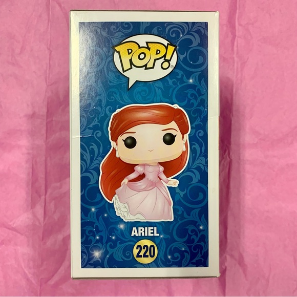 Funko Pop! Little Mermaid, Ariel Glitter #220 Hot Topic Exclusive - Picture 4 of 7